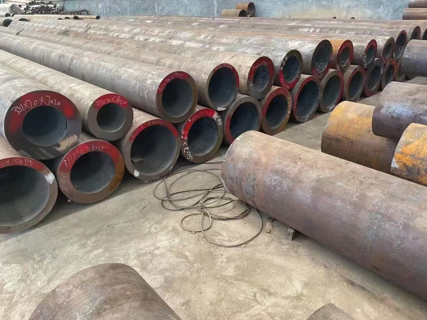 洛阳市无缝钢管切割定尺切割加工光亮精密无缝钢管 - 一站式服务